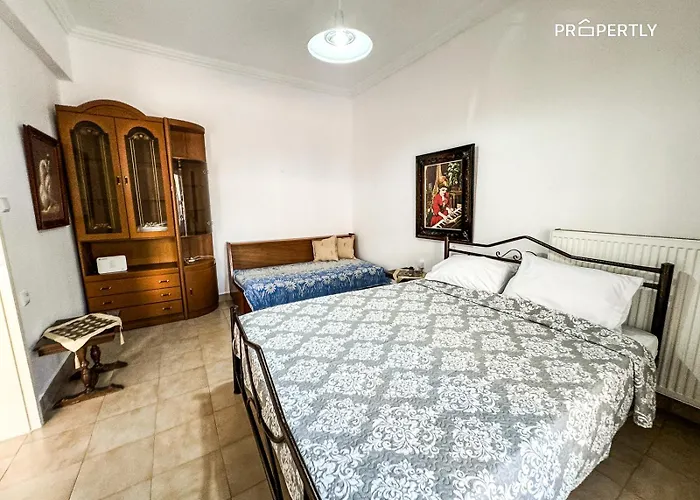 Areti\'S Family House